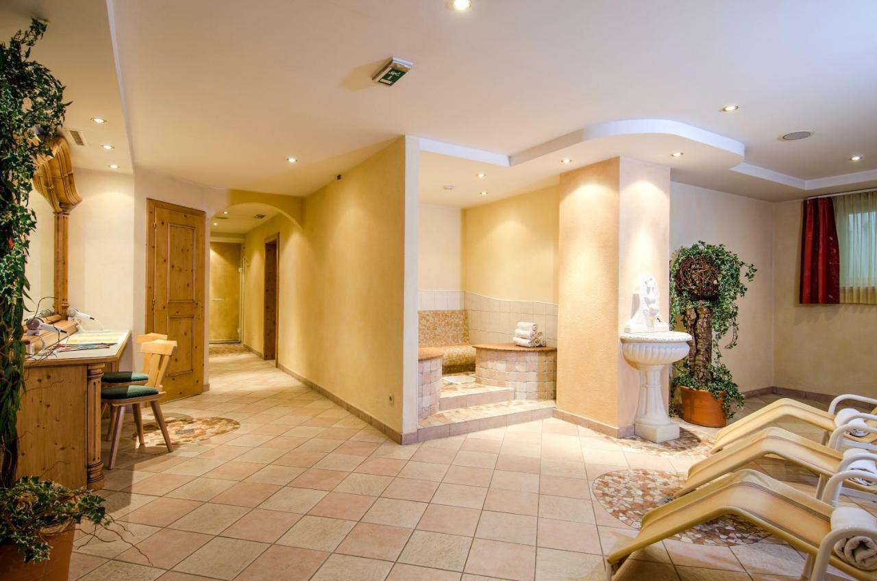 Hotel Garni Siegele - Inklusive Silvretta-Card Premium Ischgl Exterior foto